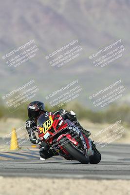 media/Jan-15-2026-Racers Edge (Thu) [[dfebeb70ab]]/2-A Group/Session 5 (Turn 5)/